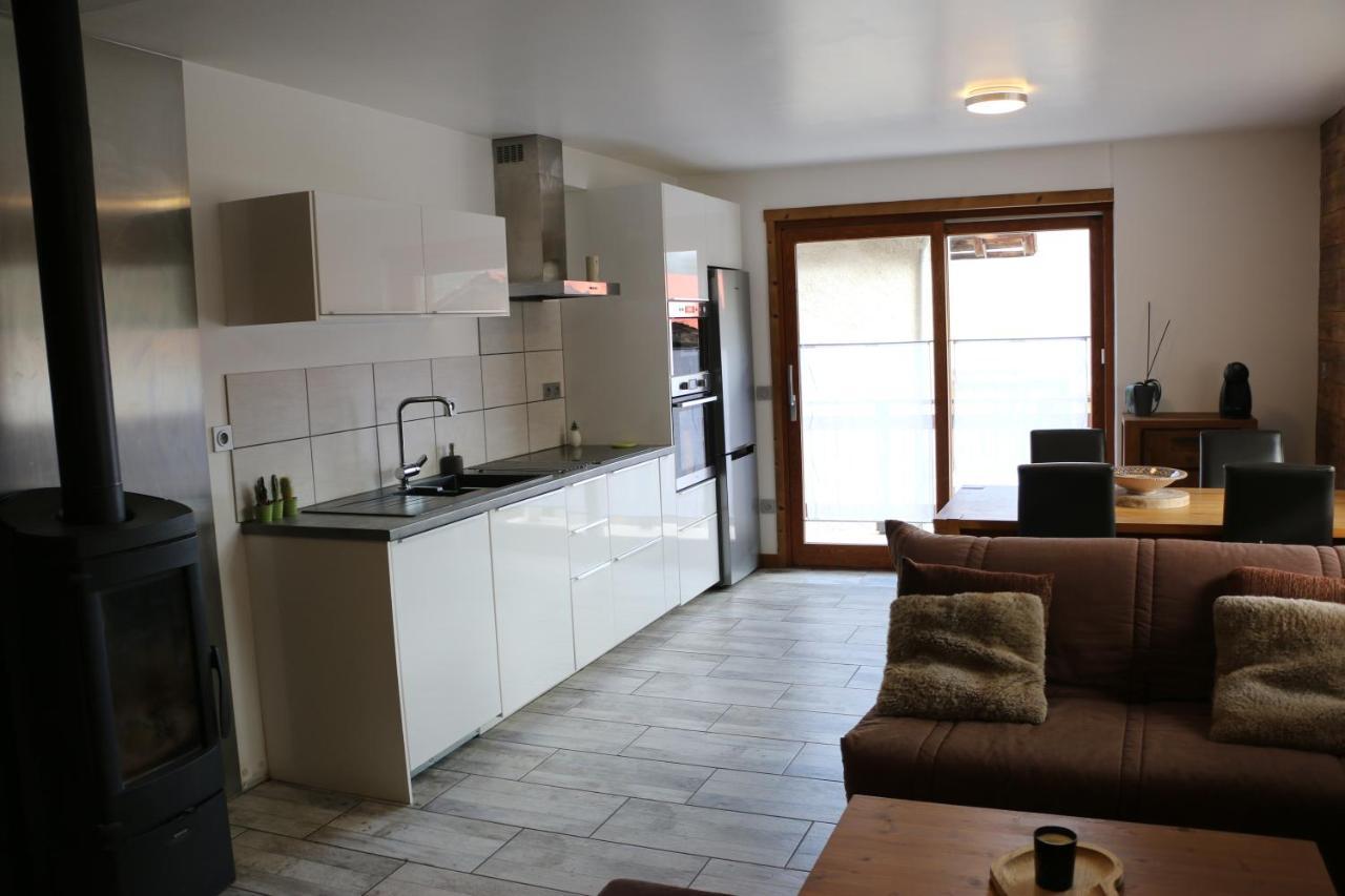 Maison De Village Au Pied Des 3 Vallees Villarlurin 外观 照片